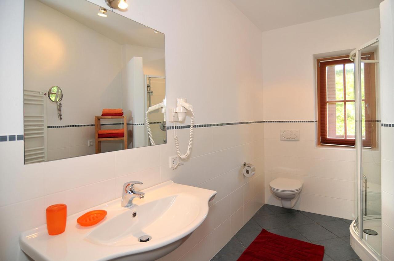 Weinhof Mumelter Apartment Appiano Sulla Strada Del Vino Bagian luar foto